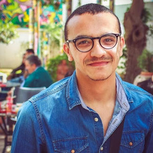 Meet your Posher, Amir